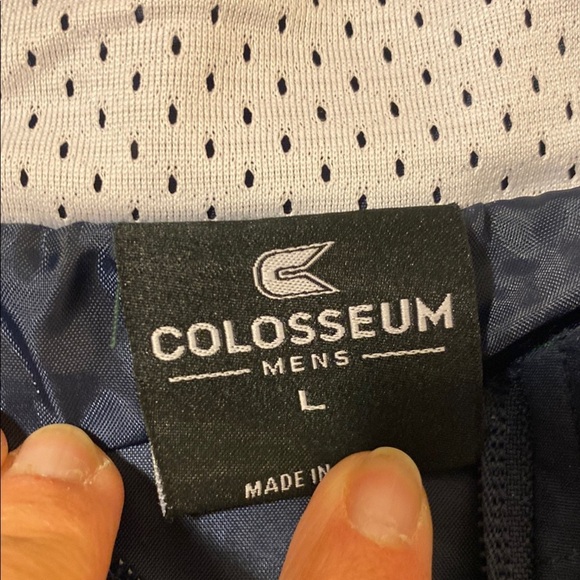 Notre Dame 1/4 Zip Navy Blue & Tan Jacket Windbreaker NWT - Picture 3 of 10